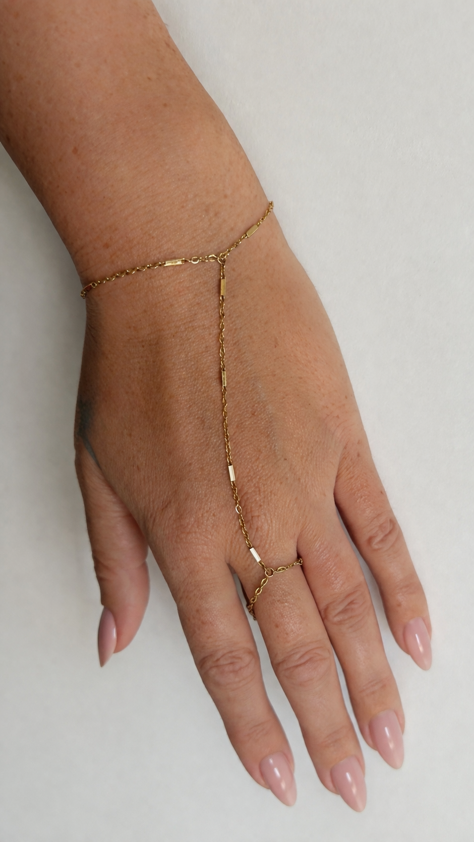 The Sol Alignment Hand Chain