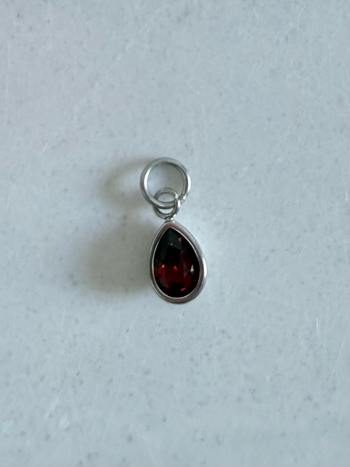 Aura Charm – January Birthstone ✨