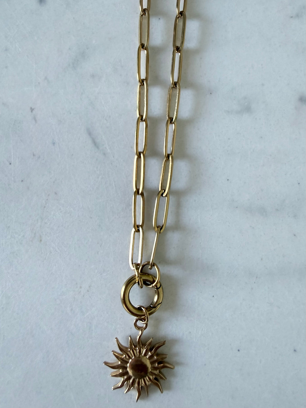 Aura Charm – The Sun ✨