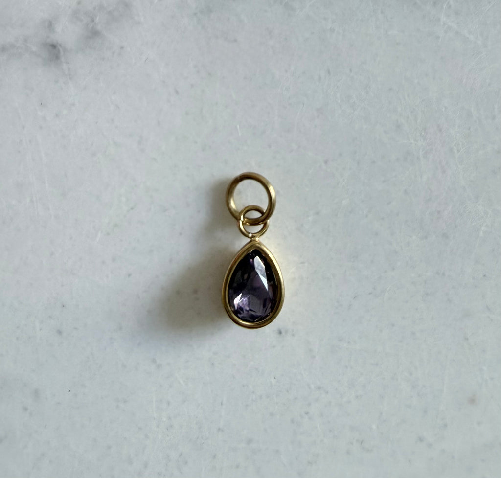 Aura Charm – February Birthstone ✨