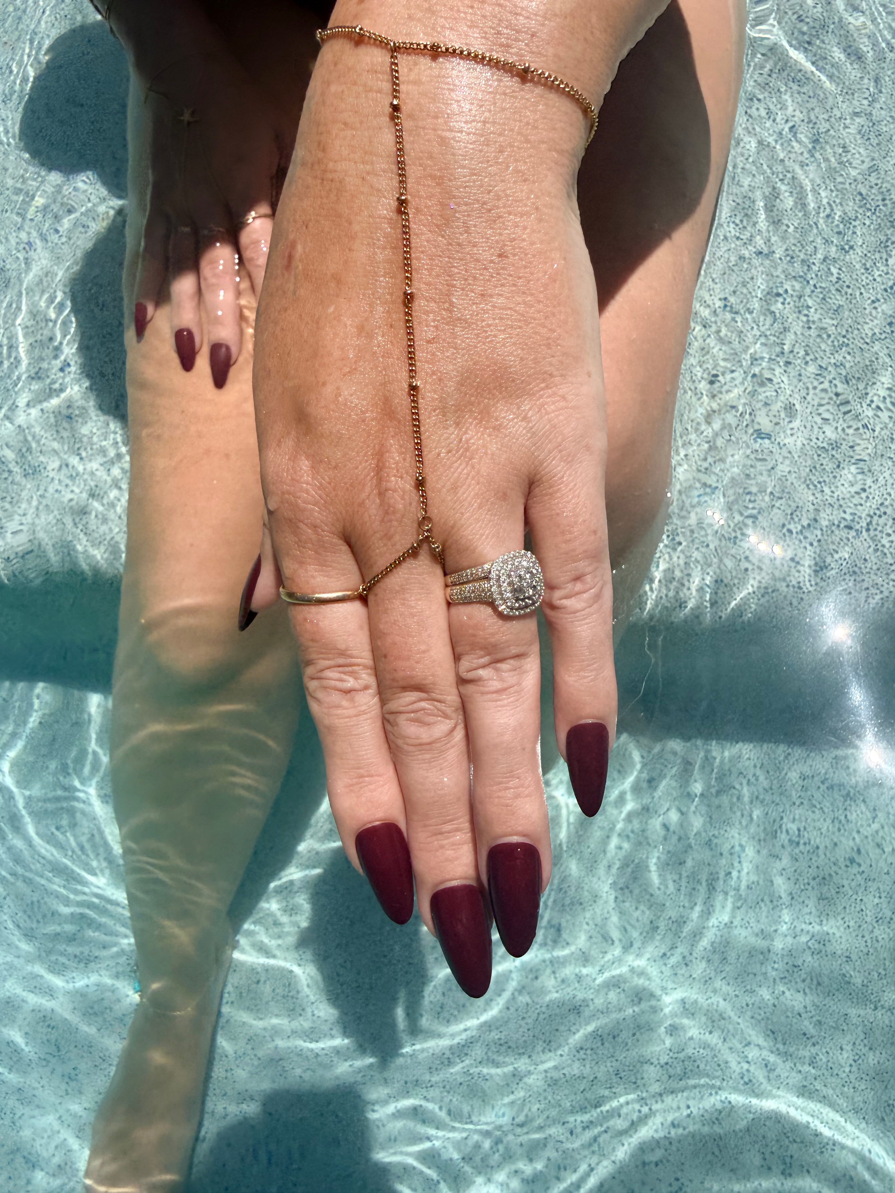 The Alignment Hand Chain